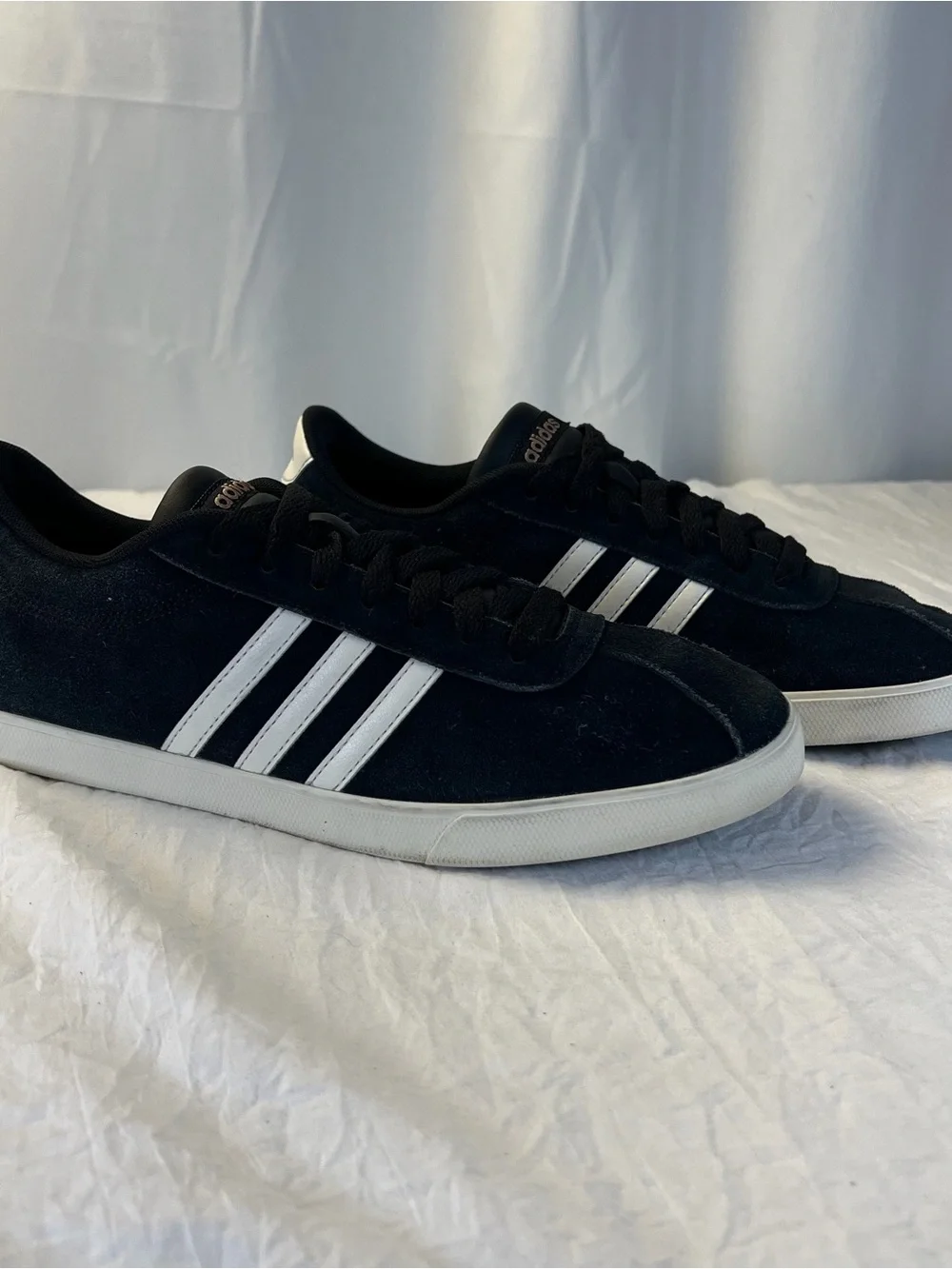 Adidas Neo Courtset Women’s sz11 Black Suede Sneakers AC7029 Y2K 90’s Skateboard
